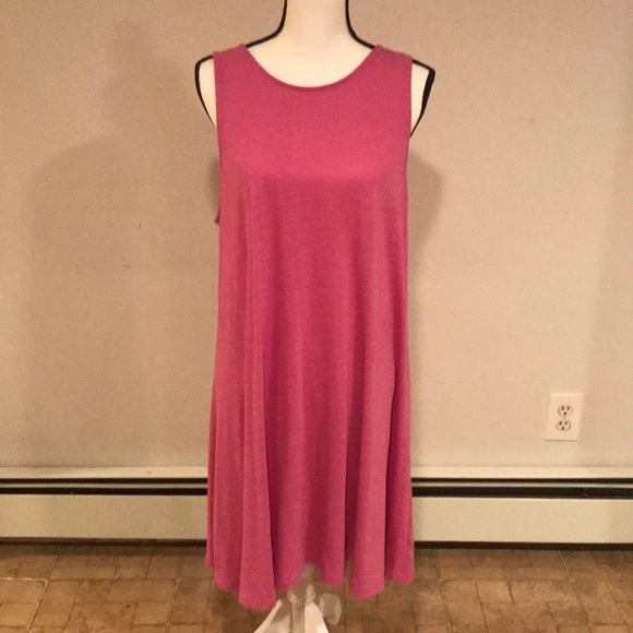 Old Navy Dresses & Skirts - Pretty pink summer dress